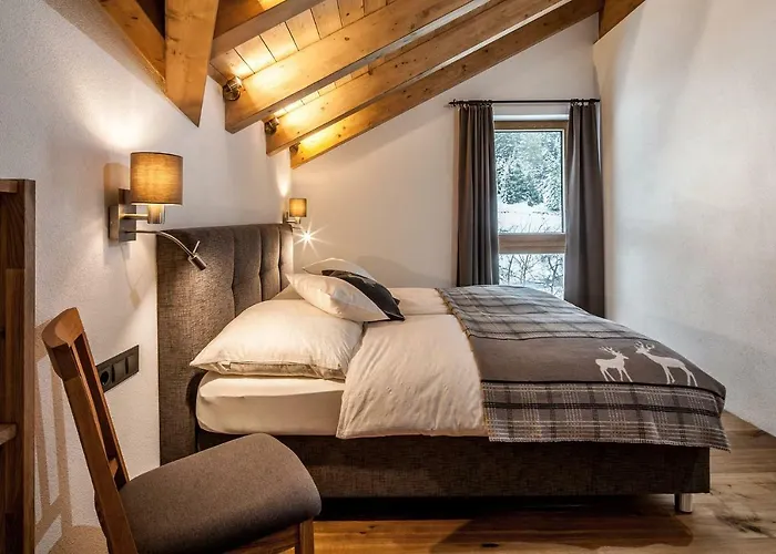 Haus Larcher דירה *